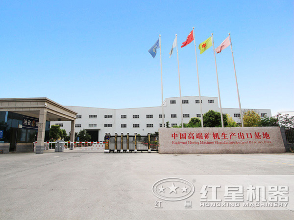 一鐘頭8-28噸，出料325目的石英沙磨粉設(shè)備廠家